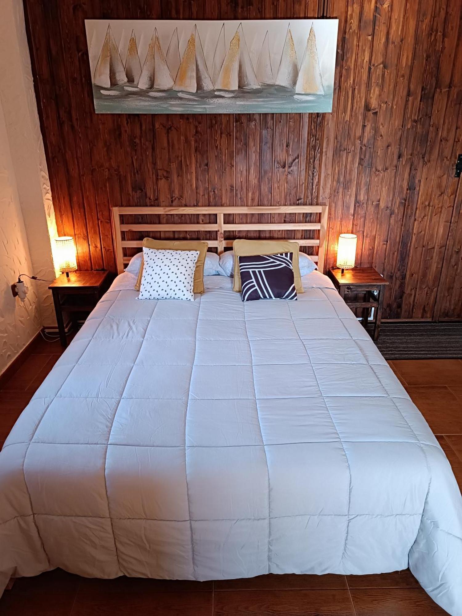 Bed and Breakfast Cortijo Petra Villanueva del Rosario Zewnętrze zdjęcie